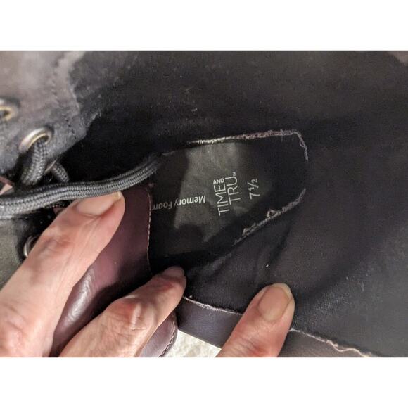 Combat Lug Boots Size 7.5 Military Style Women's Comfort Time & Tru Wine * - Picture 14 of 14